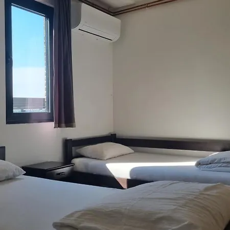 Charlie Bed & Breakfast