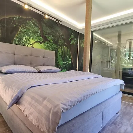 Charlie Bed & Breakfast 4*