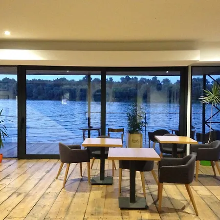 Charlie Couette-café