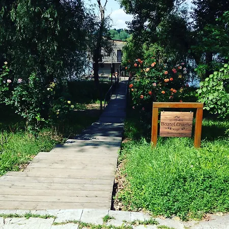 Charlie Bed & Breakfast 4*